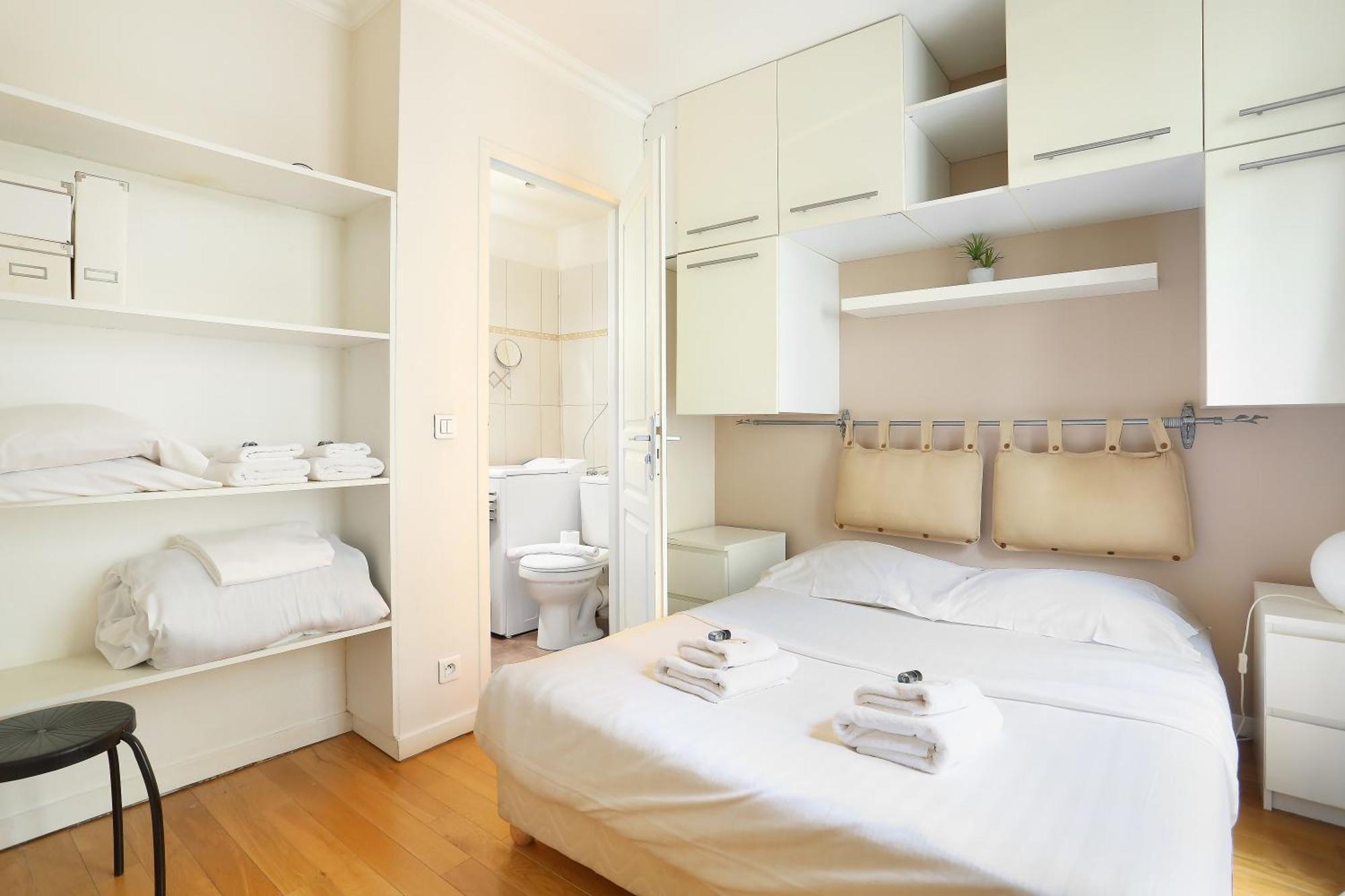 Pick A Flat'S Apartments In Batignolles - Rue Biot Paris Luaran gambar
