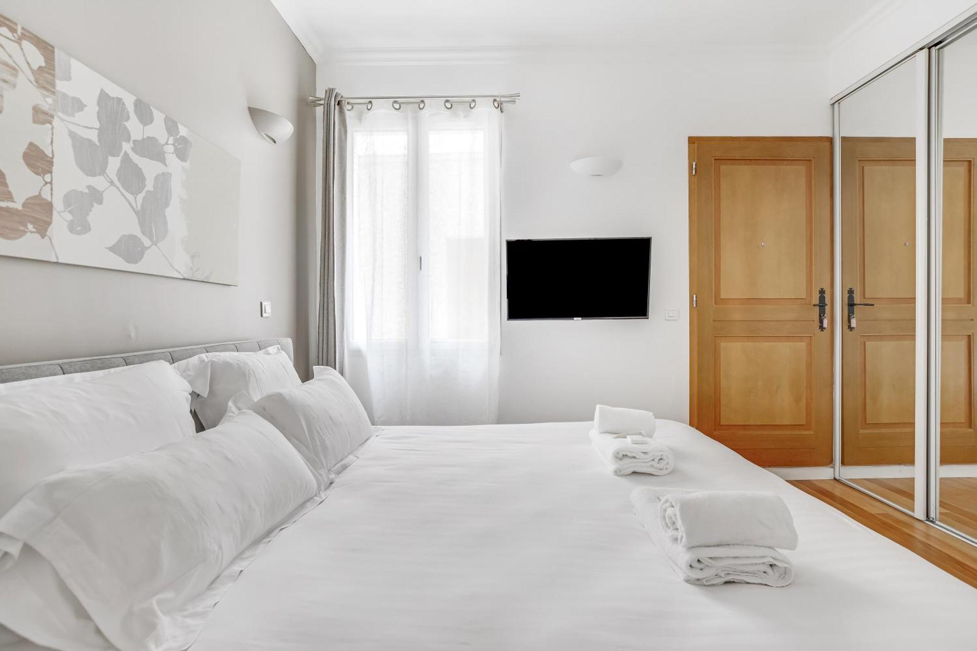 Pick A Flat'S Apartments In Batignolles - Rue Biot Paris Luaran gambar